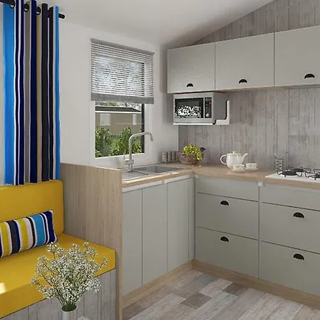 Mobil-home Confortable - 8 Pers. - Api-1-52-2753 Parque de Campismo *