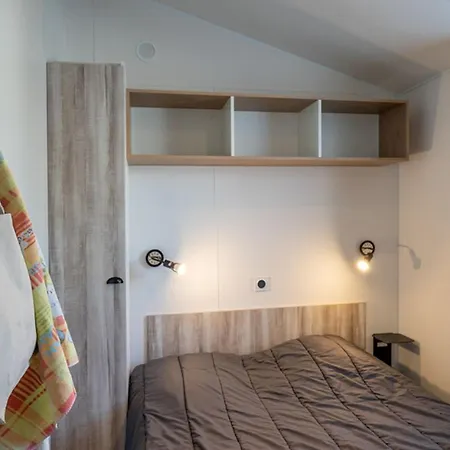 Kemping Mobil-home Confortable - 8 Pers. - Api-1-52-2753 *