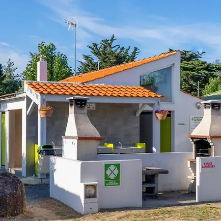 Mobil-home Confortable - 8 Pers. - Api-1-52-2753